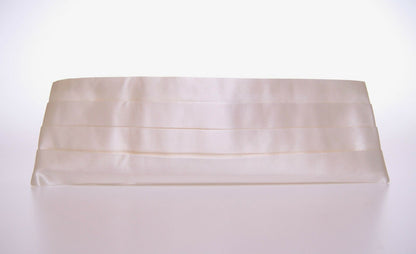 Dolce & Gabbana Elegant White Silk Cummerbund Dolce & Gabbana