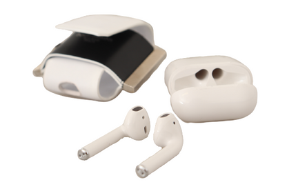 Dolce & Gabbana Chic Leather Airpods Case in Monochrome Dolce & Gabbana