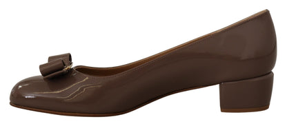 Salvatore Ferragamo Elegant Caraway Brown Pumps with Vara Bow Salvatore Ferragamo