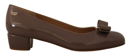 Salvatore Ferragamo Elegant Caraway Brown Pumps with Vara Bow Salvatore Ferragamo