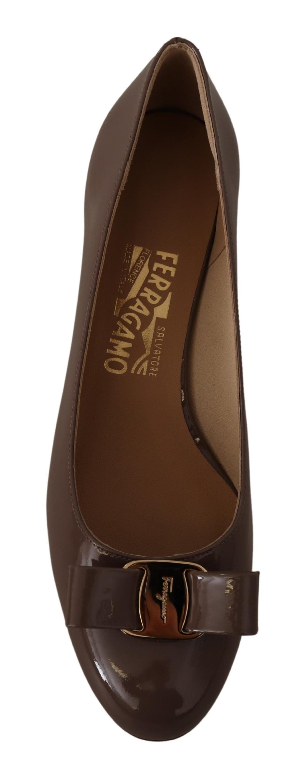 Salvatore Ferragamo Elegant Caraway Brown Pumps with Vara Bow Salvatore Ferragamo