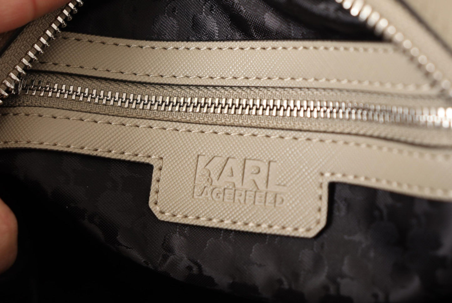 Karl Lagerfeld Elegant Green Shoulder Handbag Karl Lagerfeld