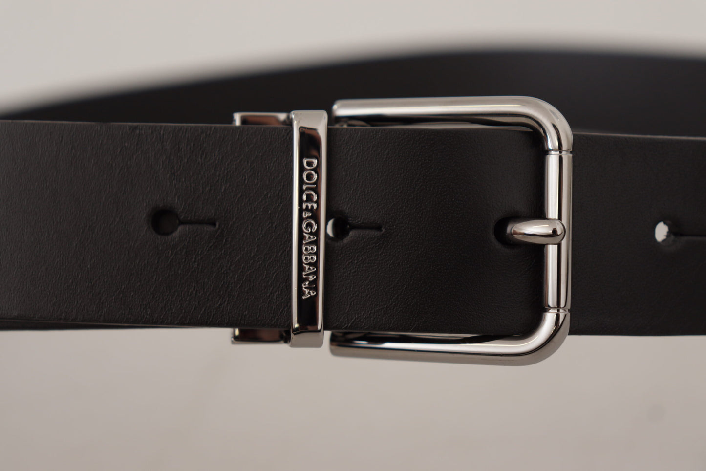 Dolce & Gabbana Elegant Black Leather Belt with Metal Buckle Dolce & Gabbana