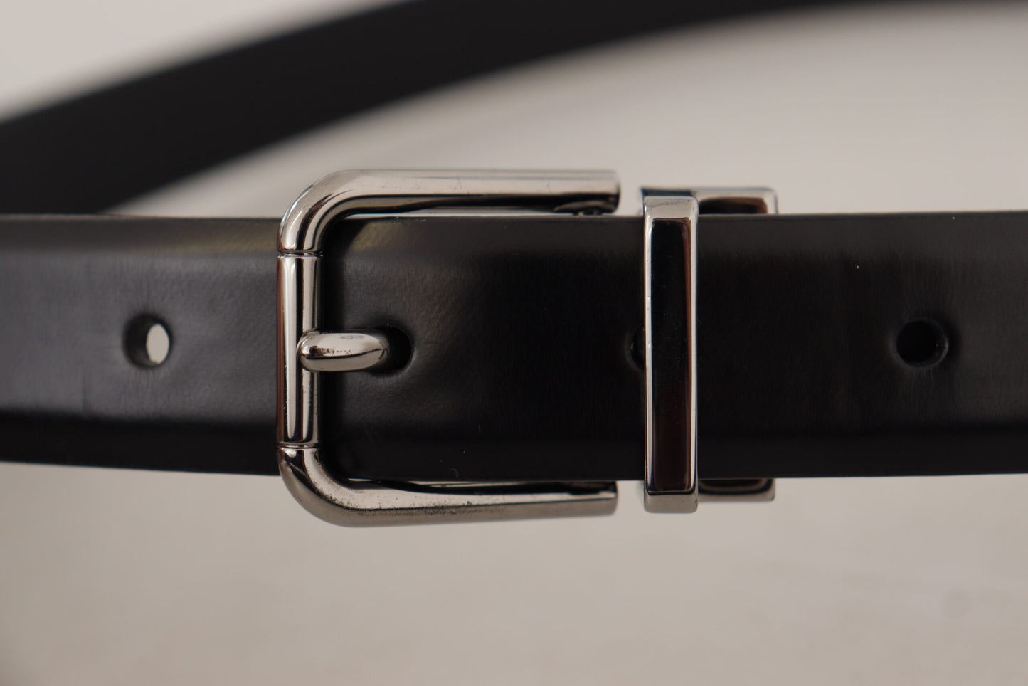 Dolce & Gabbana Elegant Black Leather Belt with Metal Buckle Dolce & Gabbana