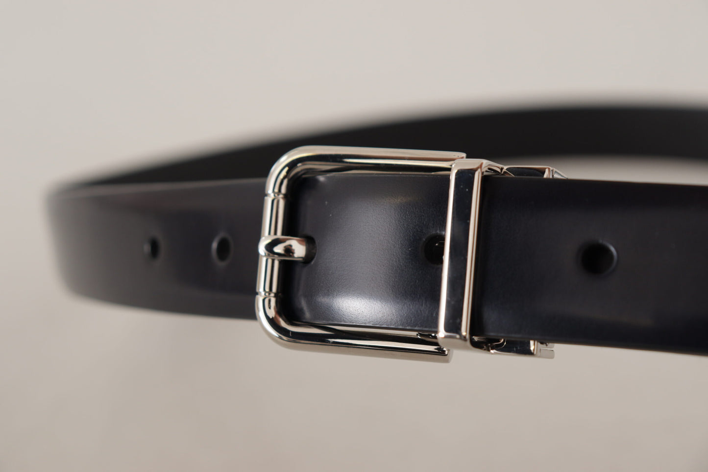 Dolce & Gabbana Elegant Black Leather Belt with Metal Buckle Dolce & Gabbana