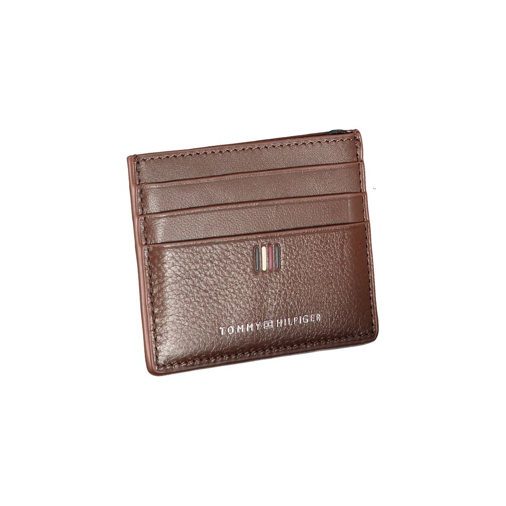 Tommy Hilfiger Sleek Leather Card Holder with Contrast Detailing