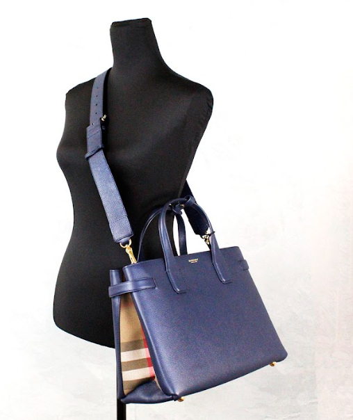 Burberry Banner Medium Regency Blue Leather Tote Crossbody Handbag Purse Burberry