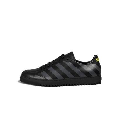 Off-White Stylish Calfskin Sneakers with Iconic Grey Stripes Off-White