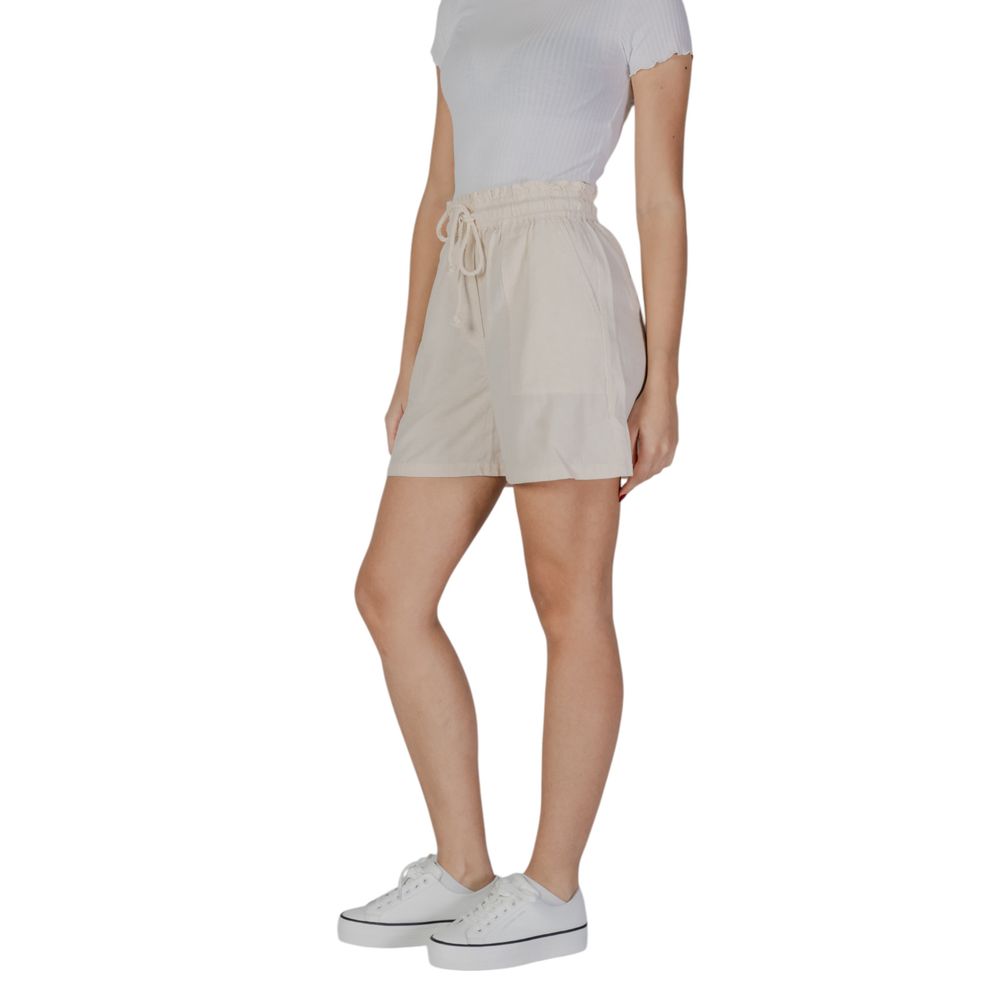 B.Young Beige Cotton Short